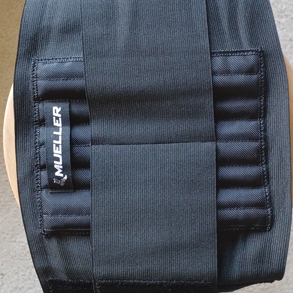 🏋🏽‍♀️Mueller Waist Trainer Belt! - Picture 8 of 16